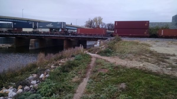 This poorly maintained, but well-worn path between the Roosevelt School and Ben's Tavern neighborhoods will be yet another sacrifice to flood protection. There will be no path or outlet on the North side of the tracks.