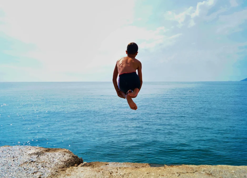 ‘Manu jumping’: The physics behind making humongous splashes in the ...